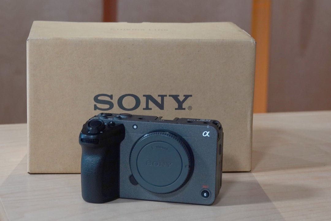 Sony FX30 Cinema Line 26.1MP Cinema Camera 9+ Condition Lightly Used