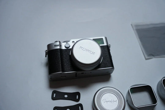 Fujifilm X100VI Silver + Box & Accessories | 23mm f/2 | Excellent Condition ✅