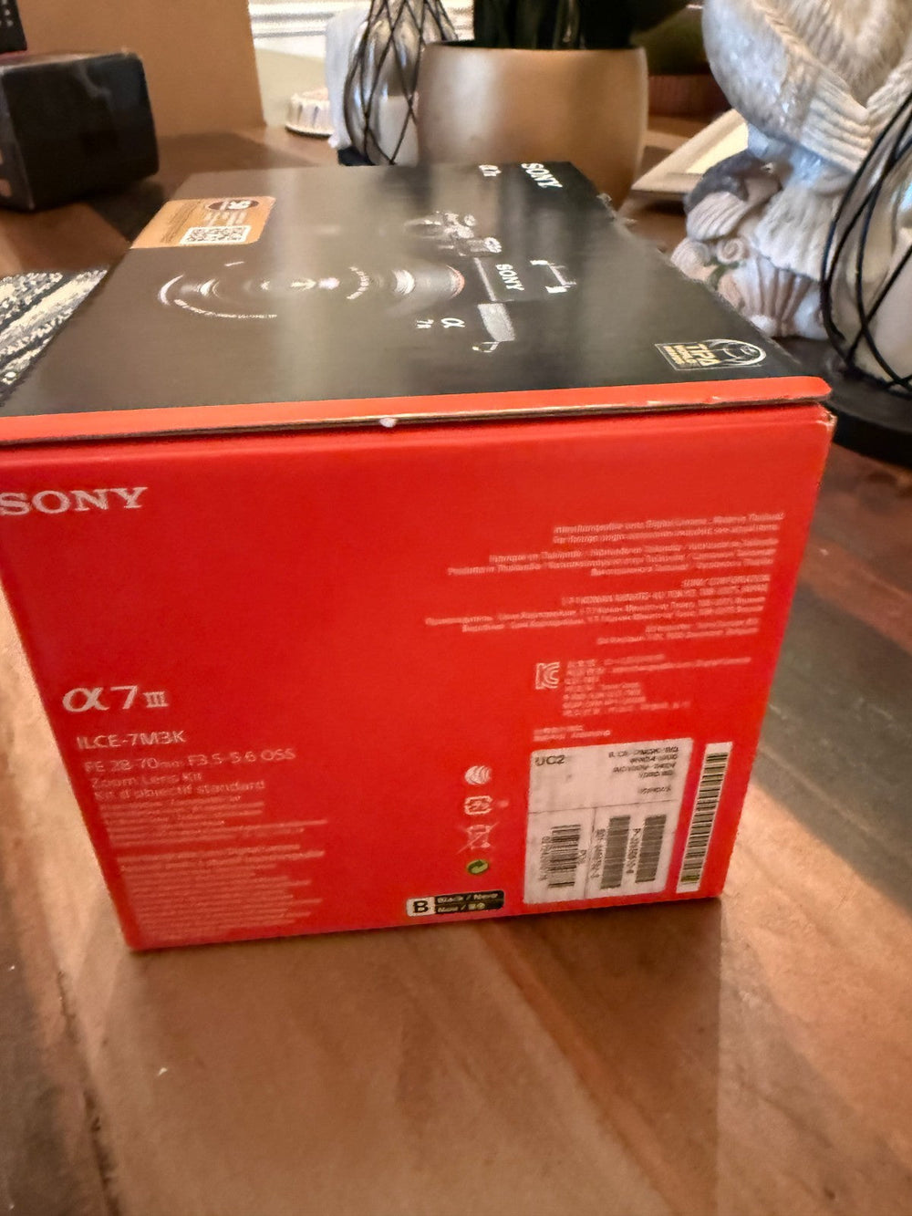 Sony Alpha a7 III ILCE-7M3K Camera w/ 28-70mm Lens NEW SEALED