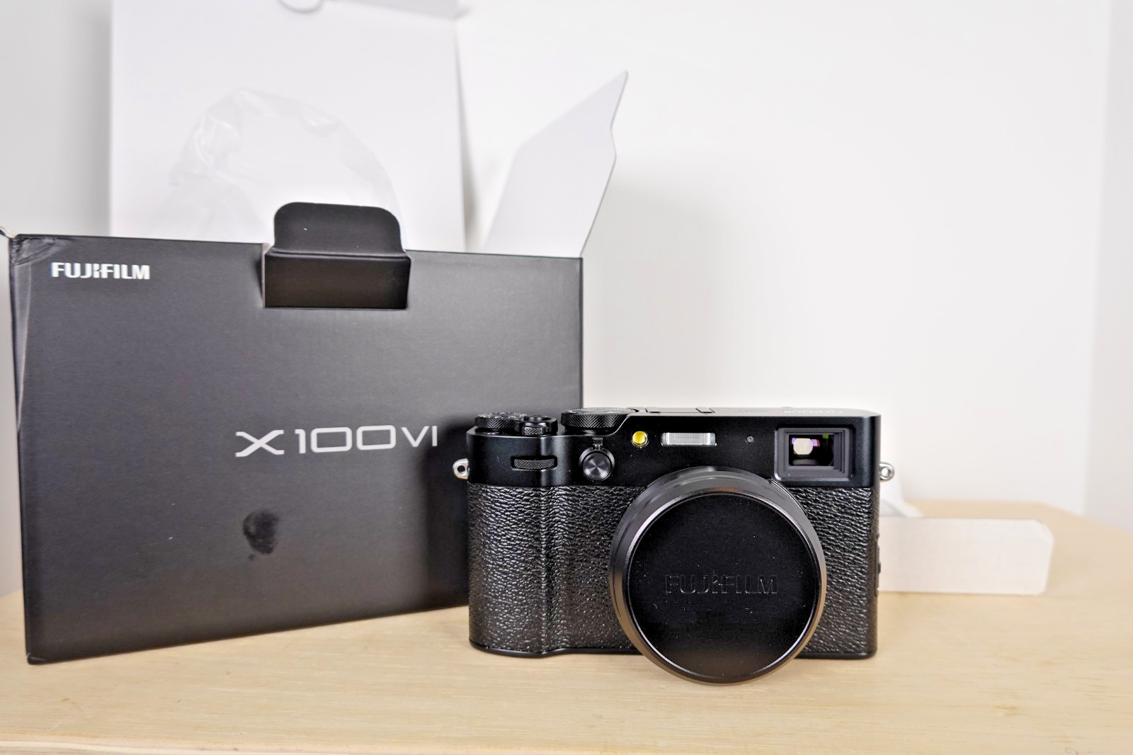 Fujifilm X100VI Digital Compact Camera Black 40.2MP Black NEW in Box