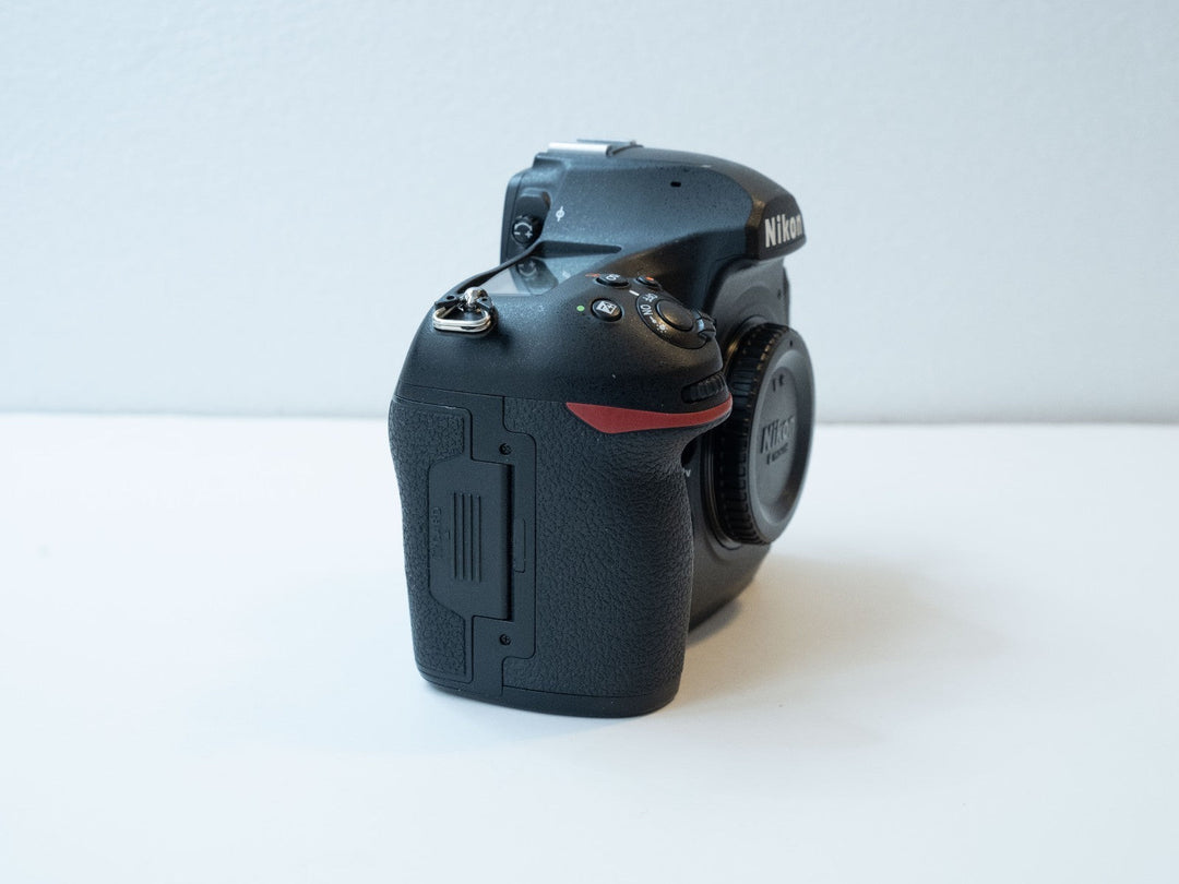 Nikon D850 45.7 MP Digital SLR Camera with 3.2 in Touchscreen - Black