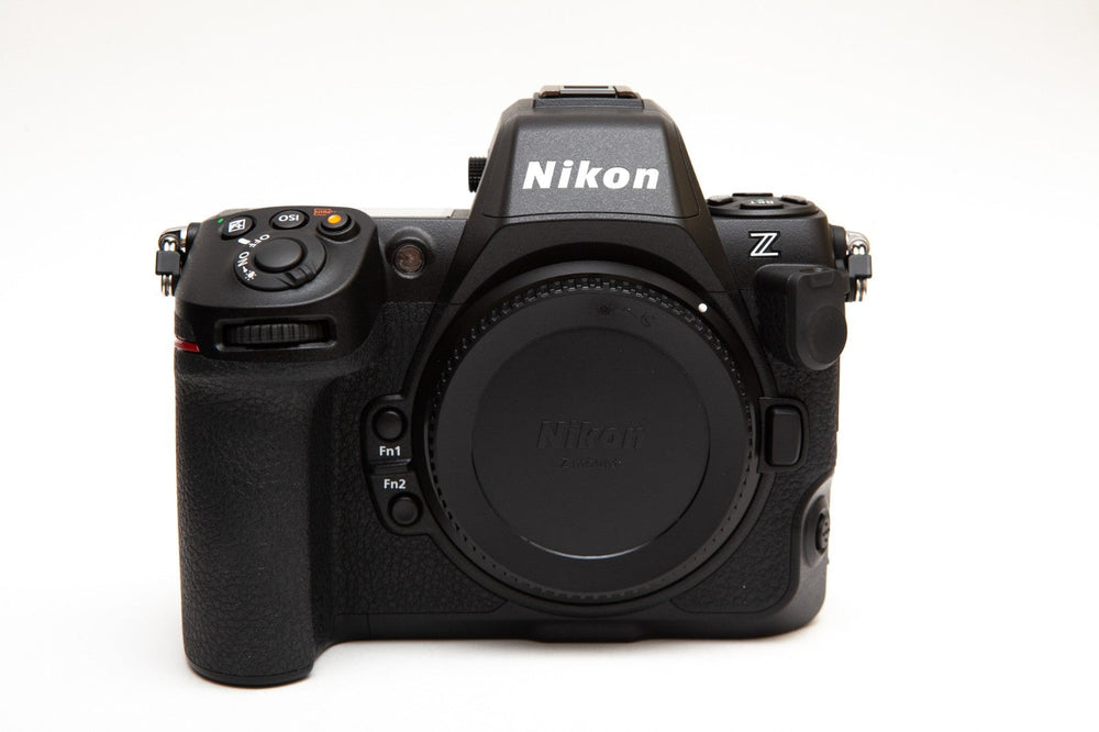 Nikon Z 8 Z8 45.7MP Camera with Nikkor Z 24-120mm f/4 S Lens + 128GB CFExpress
